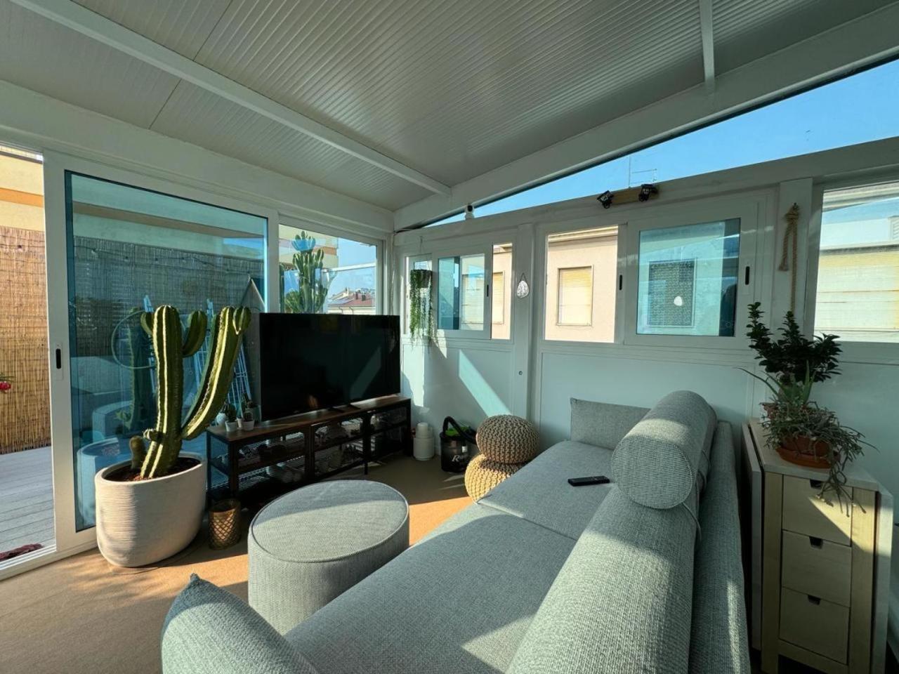 Rooftop-Marinacentro-Unique-Beach-Fun-Smart-Loveapt-Train-Park Rimini Ngoại thất bức ảnh
