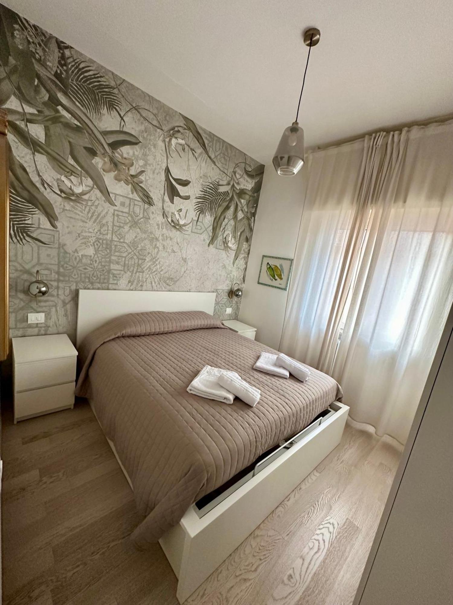 Rooftop-Marinacentro-Unique-Beach-Fun-Smart-Loveapt-Train-Park Rimini Ngoại thất bức ảnh